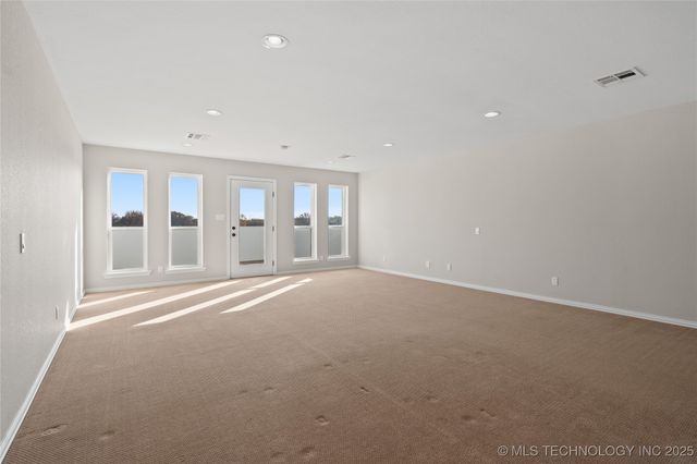 335 Travertine, Ardmore, OK 73401