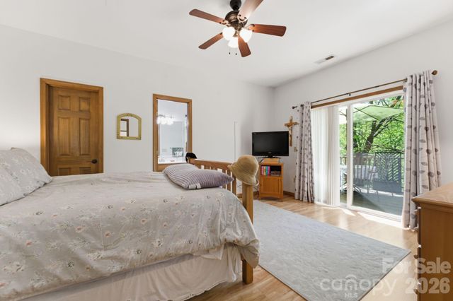 24 Pine Bluff Lane 17, Whittier, NC 28789