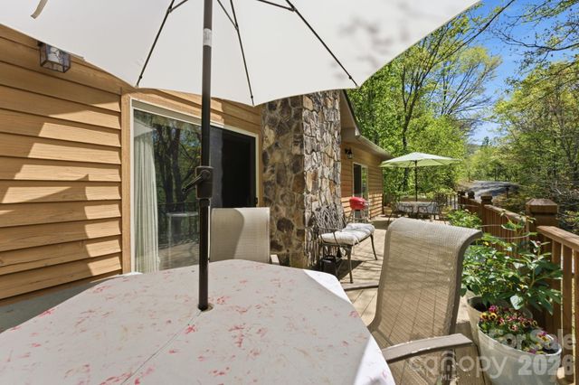 24 Pine Bluff Lane 17, Whittier, NC 28789