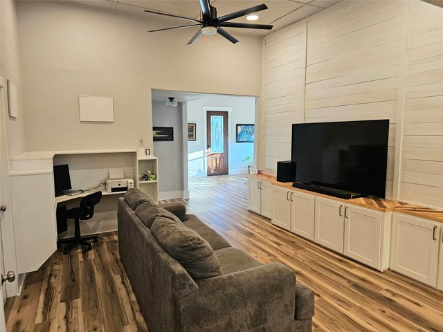 1029 W Shepherd Street, Denison, TX 75020