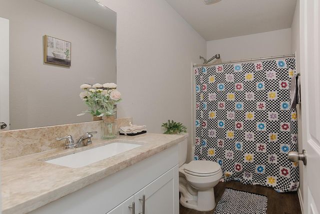 309 Cumberland Forest Drive, Magnolia, TX 77354