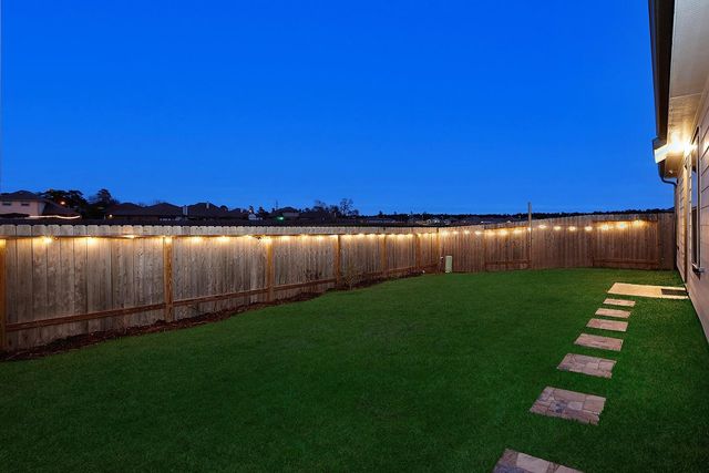 309 Cumberland Forest Drive, Magnolia, TX 77354