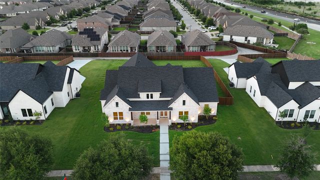 1004 Devonshire Drive N, Forney, TX 75126