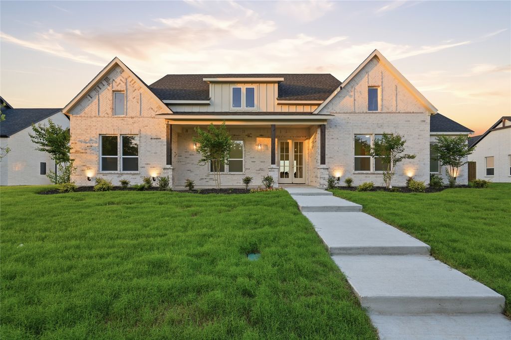 1004 Devonshire Drive N, Forney, TX 75126