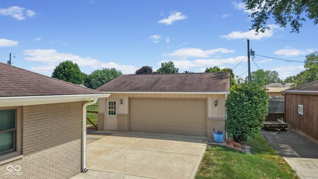 885 Broadway North Drive, Plainfield, IN 46168