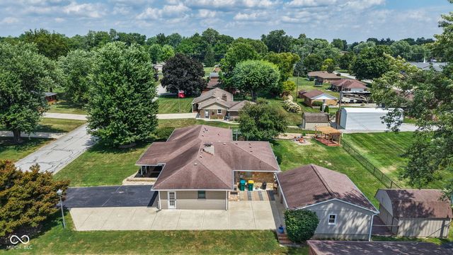 885 Broadway North Drive, Plainfield, IN 46168