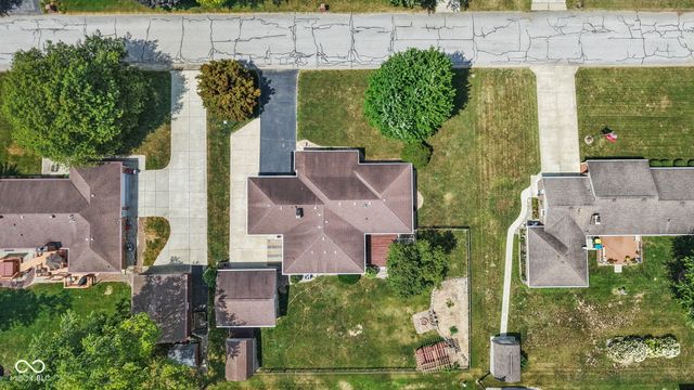885 Broadway North Drive, Plainfield, IN 46168