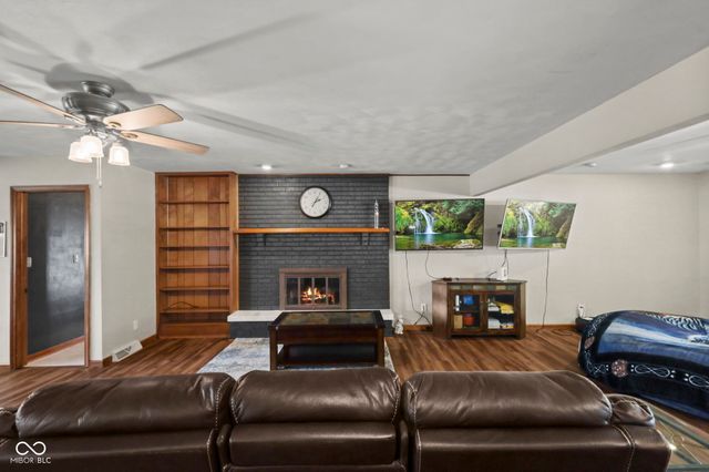 885 Broadway North Drive, Plainfield, IN 46168