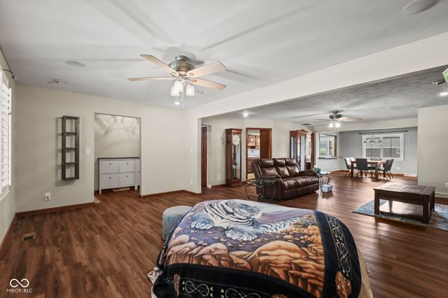 885 Broadway North Drive, Plainfield, IN 46168