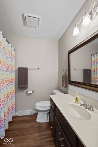 885 Broadway North Drive, Plainfield, IN 46168