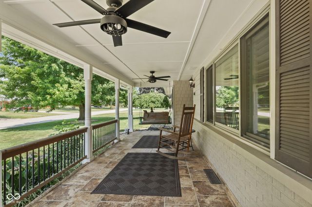 885 Broadway North Drive, Plainfield, IN 46168
