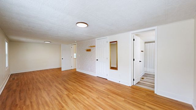9464 Sugar Tree Dr, Bon Aqua, TN 37025