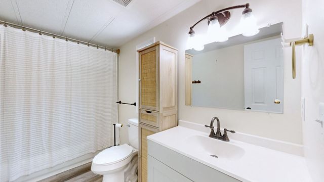 9464 Sugar Tree Dr, Bon Aqua, TN 37025