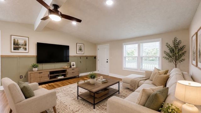 9464 Sugar Tree Dr, Bon Aqua, TN 37025