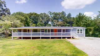 9464 Sugar Tree Dr, Bon Aqua, TN 37025