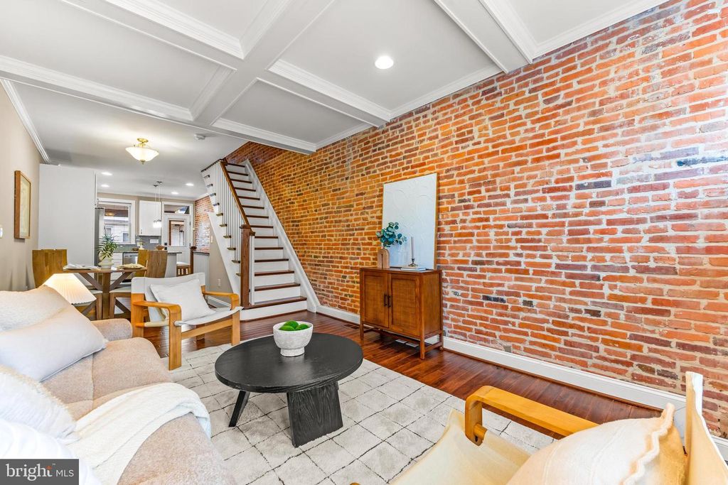 615 S DECKER AVE, Baltimore, MD 21224