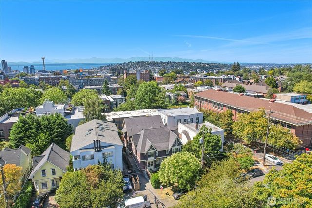 527 11th Avenue E #B, Seattle, WA 98102