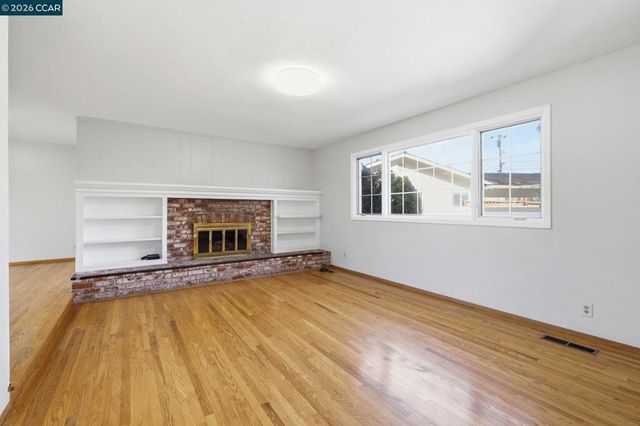 609 Teak Ct, Walnut Creek, CA 94598