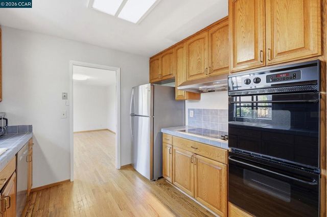 609 Teak Ct, Walnut Creek, CA 94598