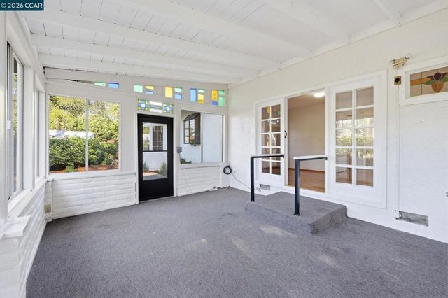 609 Teak Ct, Walnut Creek, CA 94598