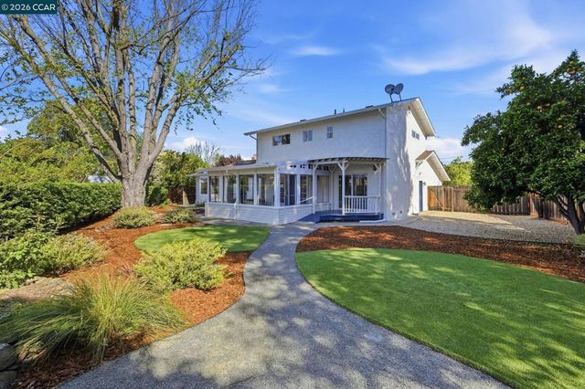 609 Teak Ct, Walnut Creek, CA 94598