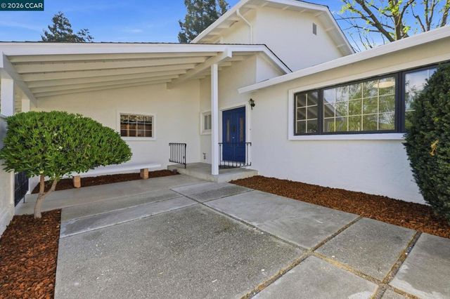 609 Teak Ct, Walnut Creek, CA 94598