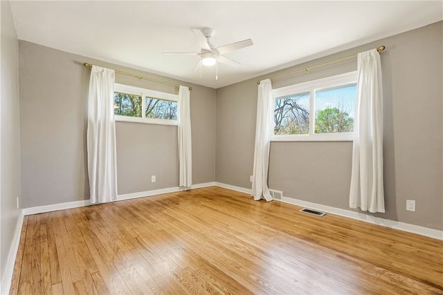 4940 3rd St, Penn Hills, PA 15147
