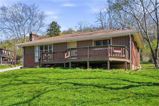 4940 3rd St, Penn Hills, PA 15147