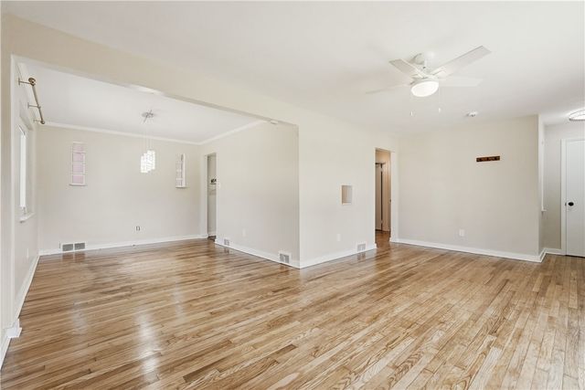 4940 3rd St, Penn Hills, PA 15147