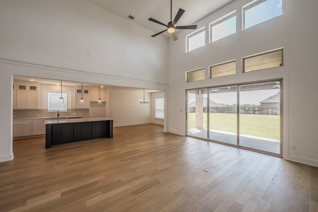 371 Cheyenne Mountain Drive, Ovilla, TX 75154