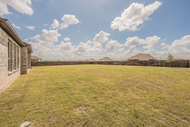 371 Cheyenne Mountain Drive, Ovilla, TX 75154