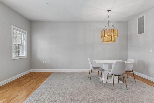 5000 Halifax Avenue S 107, Edina, MN 55424