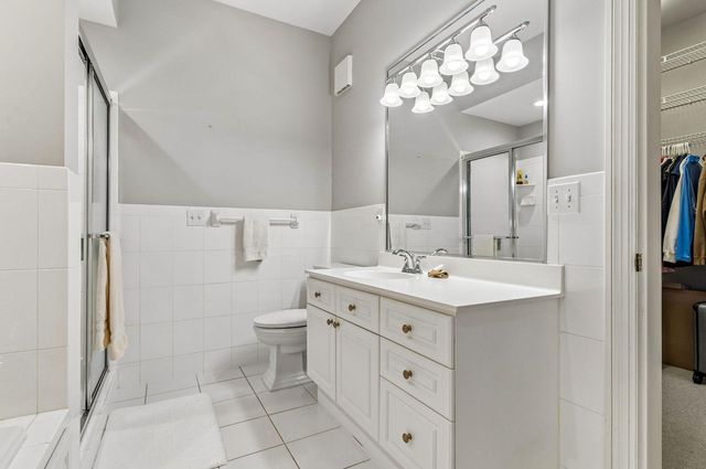 5000 Halifax Avenue S 107, Edina, MN 55424