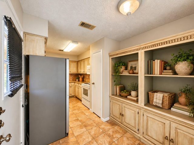 17742 Kings Park Lane, Houston, TX 77058