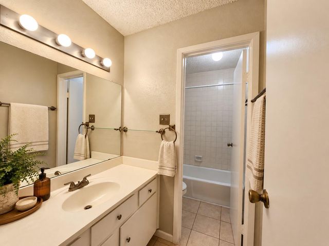 17742 Kings Park Lane, Houston, TX 77058
