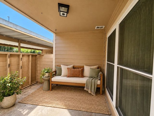 17742 Kings Park Lane, Houston, TX 77058
