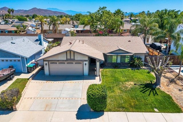 29568 Squaw Valley, Menifee, CA 92586