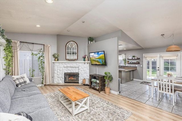 29568 Squaw Valley, Menifee, CA 92586