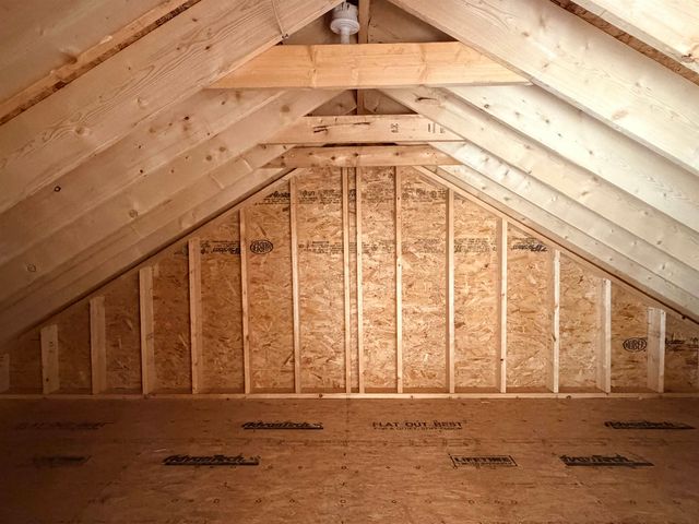 32 Farmington Road, Nashua, NH 03060