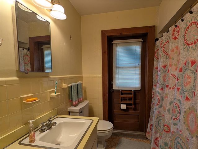 1095 SEMINOLE AVENUE, Altamonte Springs, FL 32701