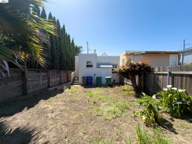 955 Jackson St, Albany, CA 94706