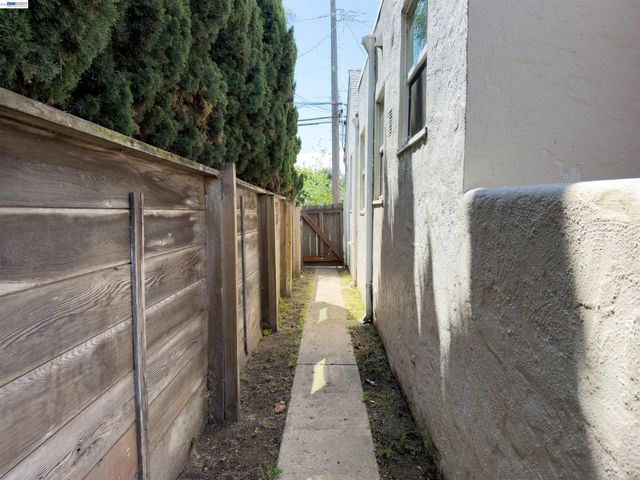 955 Jackson St, Albany, CA 94706