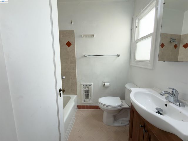 955 Jackson St, Albany, CA 94706