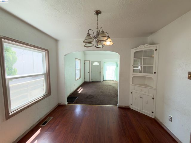 955 Jackson St, Albany, CA 94706