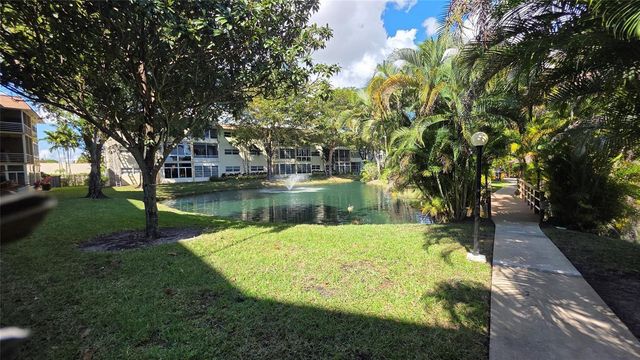 5111 W Oakland Park Boulevard 104, Lauderdale Lakes, FL 33313