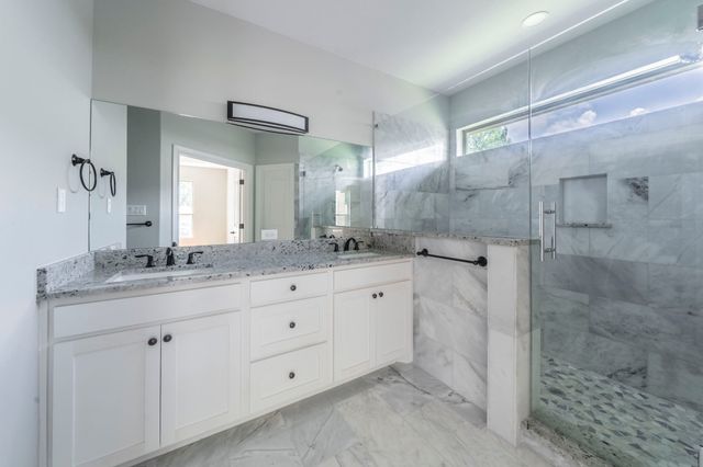 938 Fairway Drive, Duncanville, TX 75137