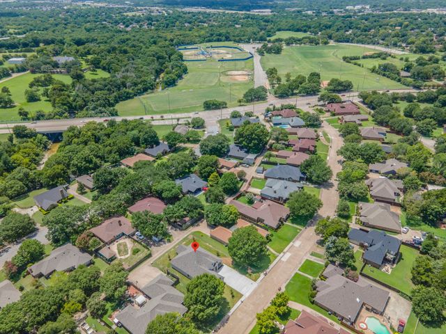 938 Fairway Drive, Duncanville, TX 75137