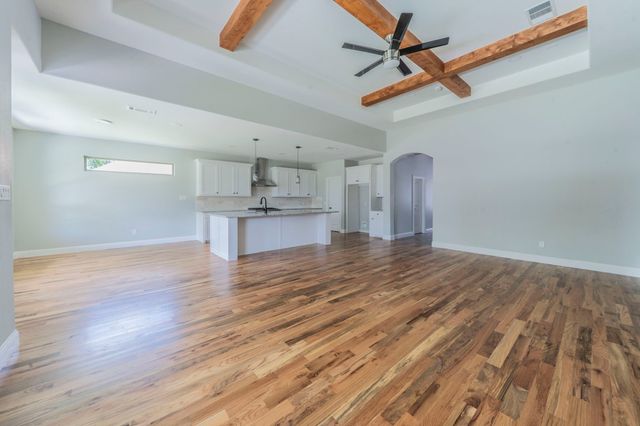 938 Fairway Drive, Duncanville, TX 75137