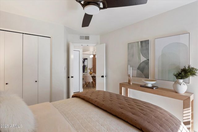 1820 E MORTEN Avenue 117, Phoenix, AZ 85020