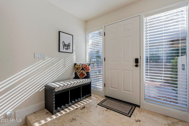 1820 E MORTEN Avenue 117, Phoenix, AZ 85020